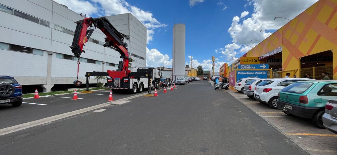 Içamento/Movimentação de motor elétrico em Confiança Supermercados de Marília/SP utilizando PK 100002 PERFORMANCE